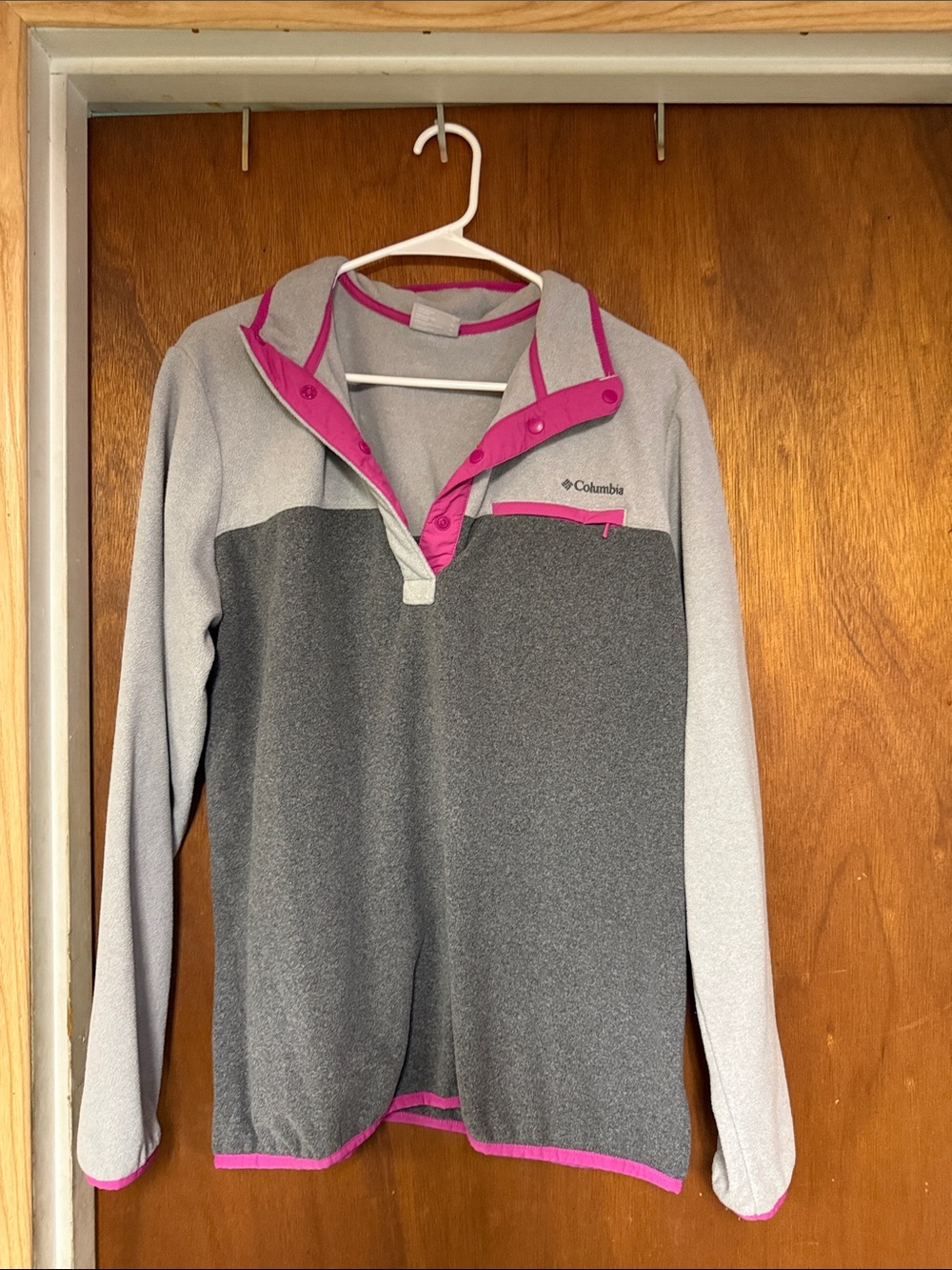 Columbia Women's Gray and Pink Two-Tone Fleece Pullover